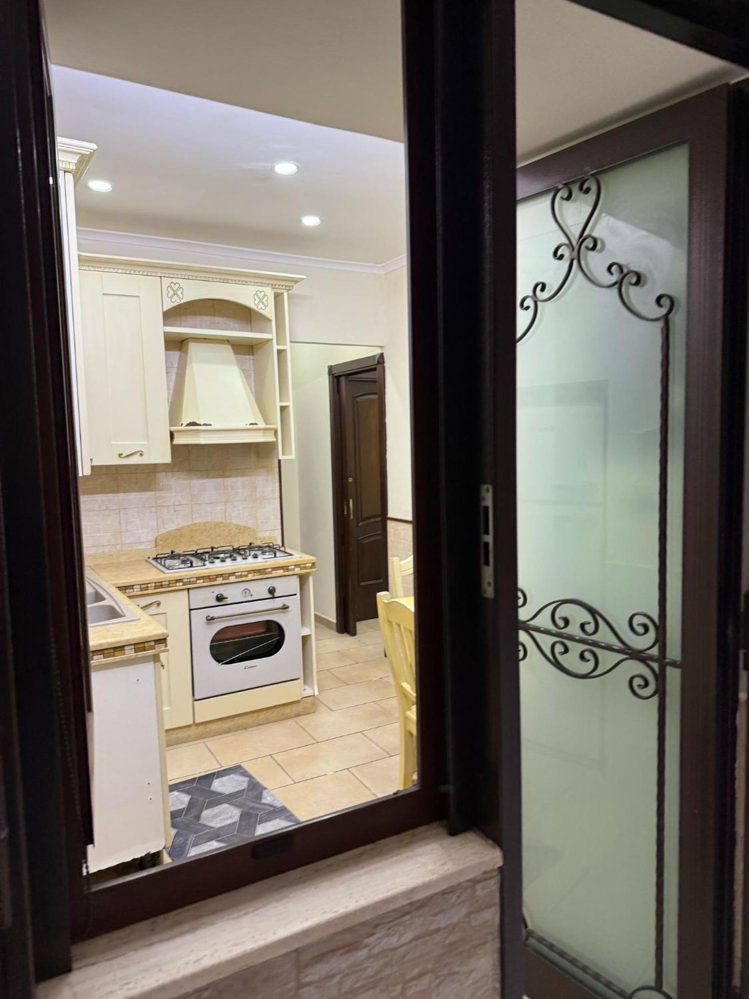 Beb Don Gennaro Bed & Breakfast Napoli Bagian luar foto
